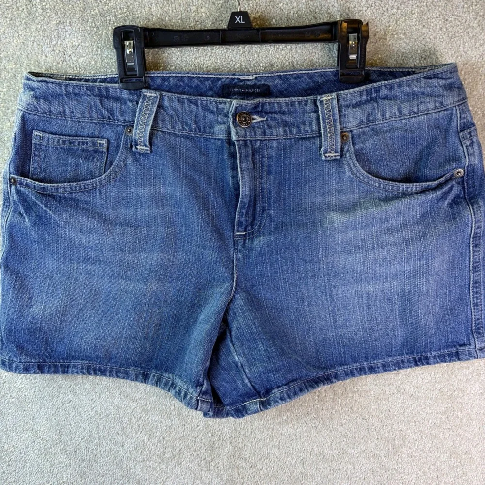 Tommy Hilfiger Denim Shorts Lot x2 Women 12 (34x4) Blue Mid Rise Pocketed 2 Pair - Picture 3 of 9
